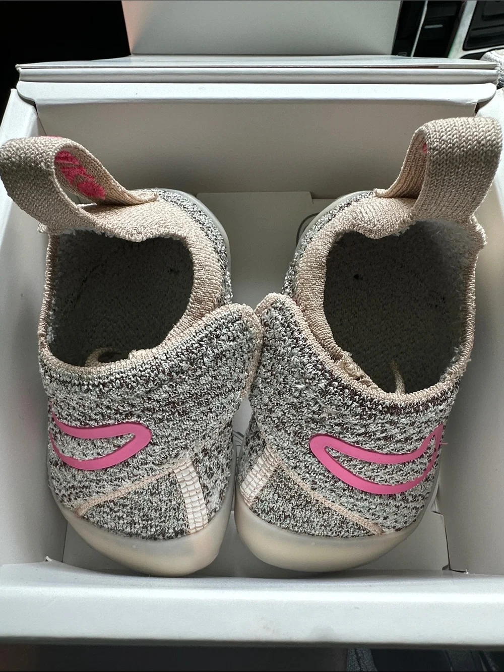 Nike Swoosh 1 Flyknit Sail Pink|Chocolate Toddler Size 4C Brand NEW